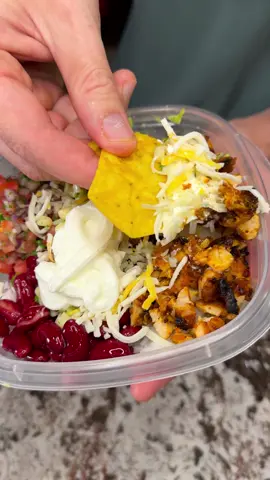 $2 Thrift Chopper Made 6 Chipotle Bowls 🔥 #food #foodtiktok #FoodLover #foodies 