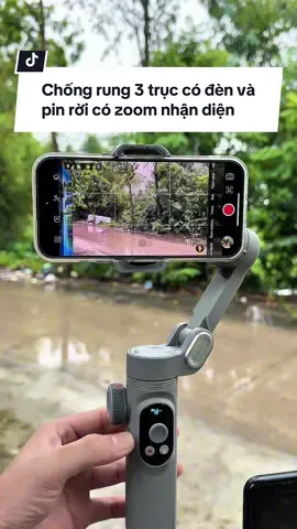 Gimbal chống rung 3 trục Xpro có đèn và pin rời#chuanmylinh #xpro #gimbalxpro #gimbalchongrung #chongrungdienthoai 