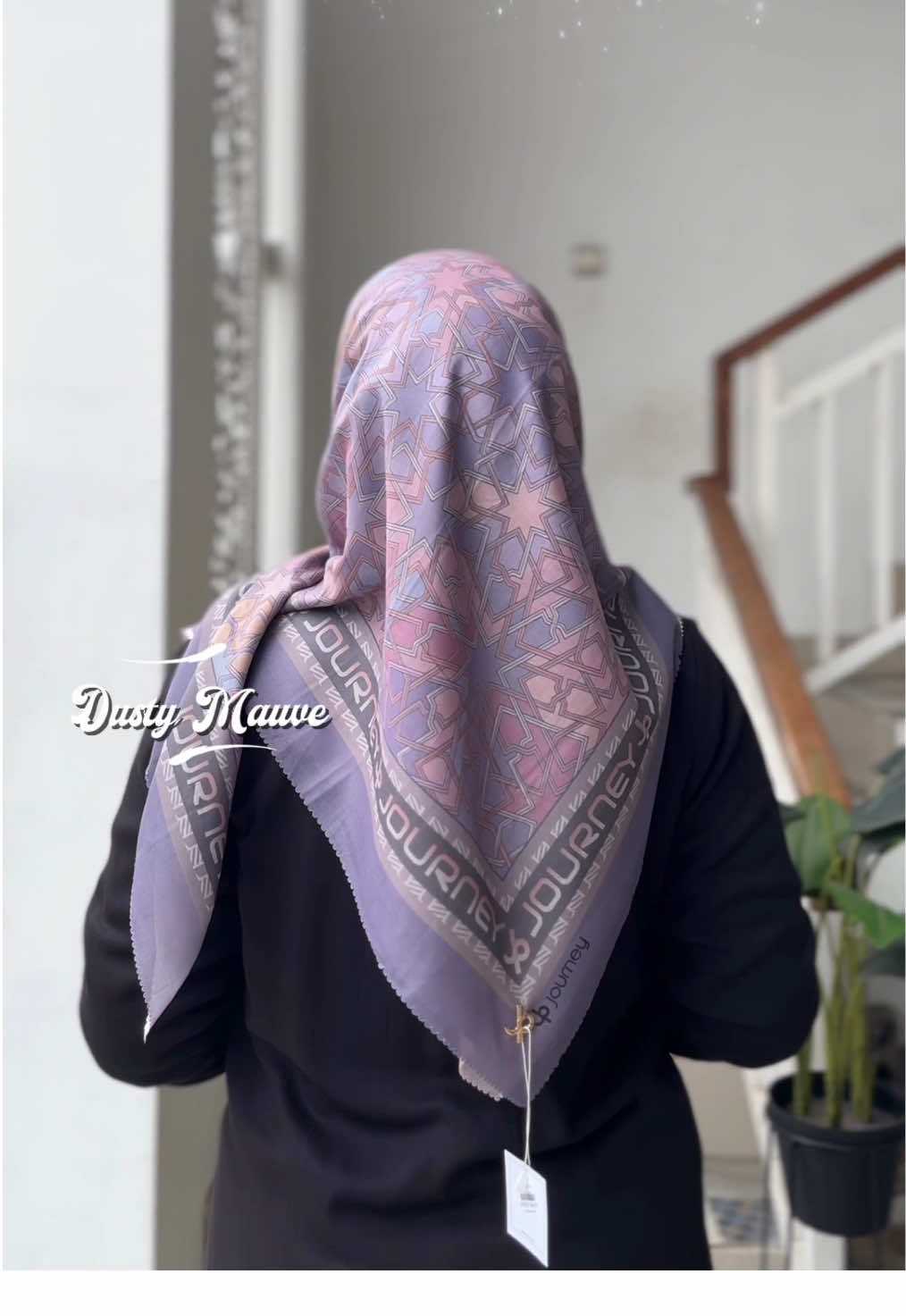 Warna gemesnya Kareem Series Journey Scarves😍 #kareemseriesjourney #journeyscarves #journeyscarvesori #rekomendasijilbabmotif #promomakanharian 