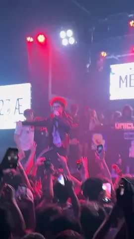 EL POLLO YA SALIO DEL NIDO #ceroasterisco #uniclub #shows 