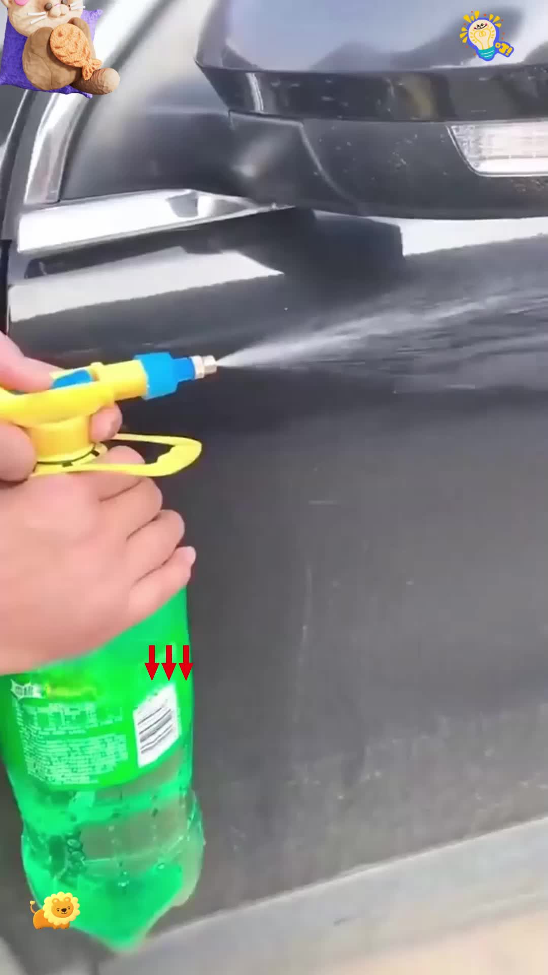 Long-handled watering can with a portable simple nozzle, used for watering flowers and plants, a gardening tool, spray bottle nozzle, watering can 