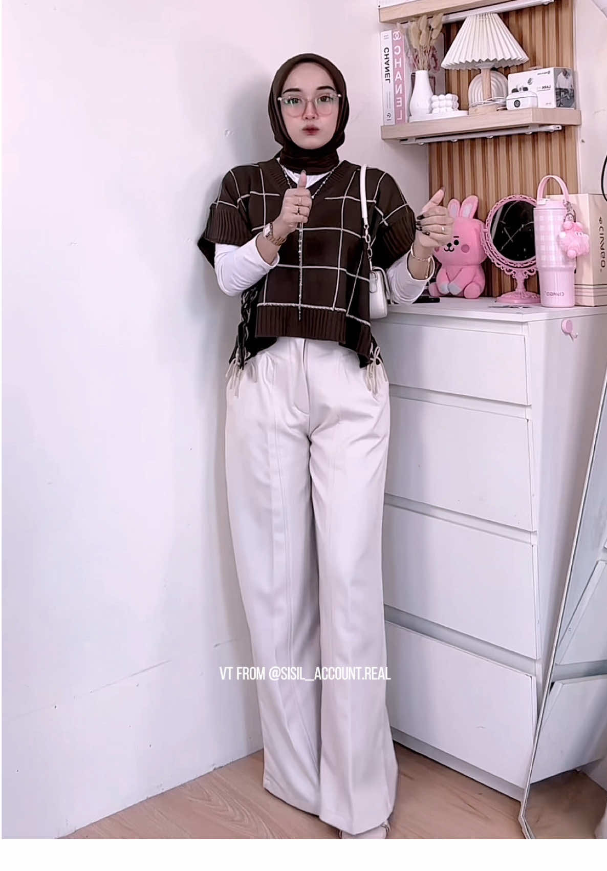 🛒Versi lengkap with Jenna Vest Crop + Kea pants 🤎🤏🏻 Brown outfit lagi ini mah cantik bgt ||note bbtb 48kg/153cm  #vest #vestrajut #vestkoreanstyle #pantsoutfitideas #brownoutfits 