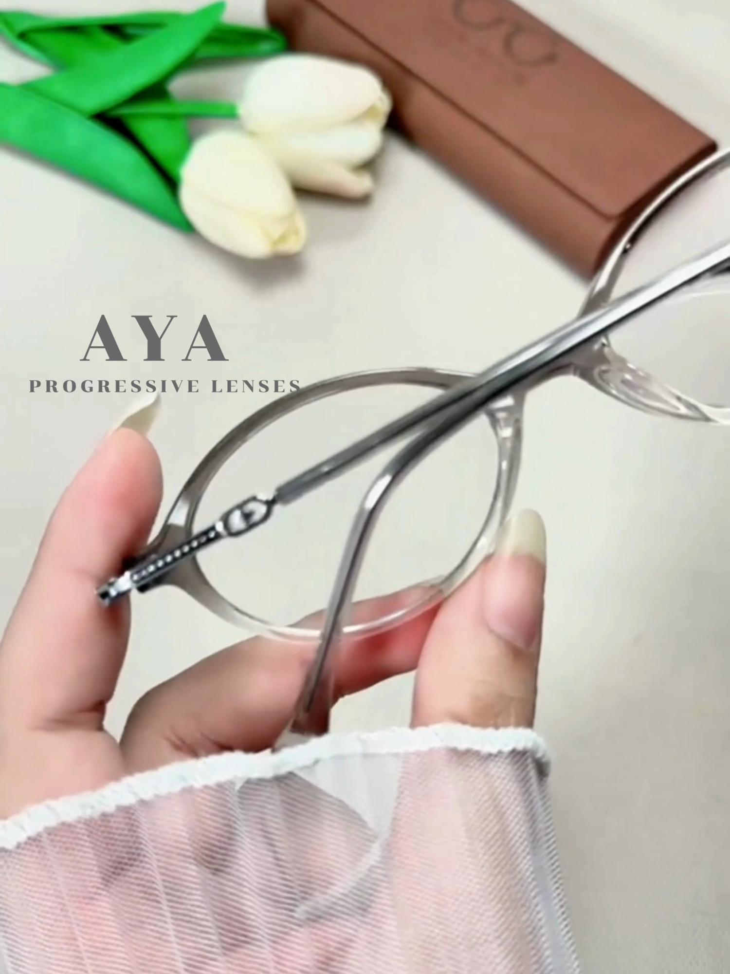 แว่นตาสายตายาวเลนส์โปรเกรสซีฟ รุ่น AYA 