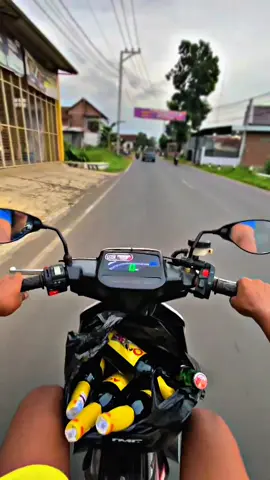 dekati orang tua🤣#xybca #orangtua #ao #mabuk 