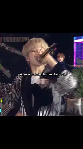 No one is safe around him😭✌️ #jungkook #bts #kpop #funny 