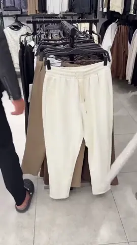 Quần Kaki Dài ATINO cạp chun LOOSE BASIC Thoải Mái Hạn Chế Nhăn 30.3.QKK017