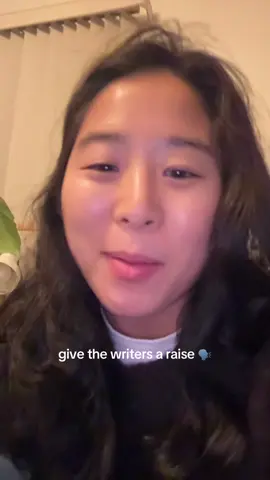 it’s all in the details (and shirtless scenes) !!!!! #kdramas #dynamitekiss #jangkiyong #kdramarecommendation #koreandrama 