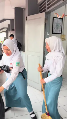 sepatu super 🥷🏻🥾#fyppppppppppppppppppppppp #sepatusuper #fyp #drachinlovers #foryoupage 