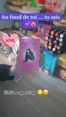 Au fond de toi ... tu sais 💕❤️‍🔥💥 Tu lui manques trop 🙄😒 #cartomancie #tiragecarte #energiedujour #guidancedujour #tiragesentimental 