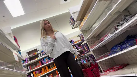 Thong flash no. 5 #thong #whaletail #prank 