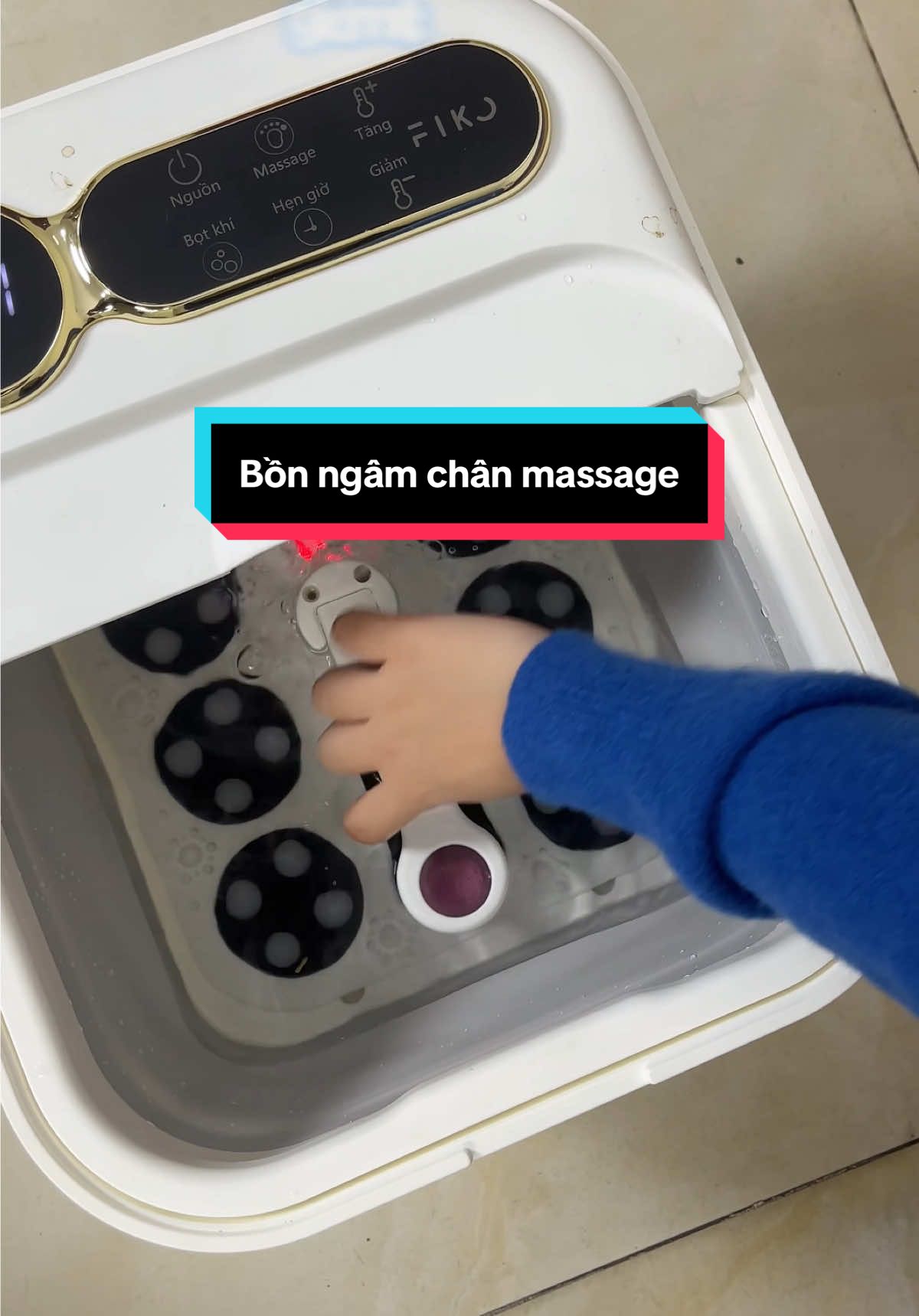 Chăm sóc sức khoẻ cho bố mẹ với bồn ngâm chân FIKO  #fiko #fikovn #bonngamchan #fikoms9+ #ngamchan