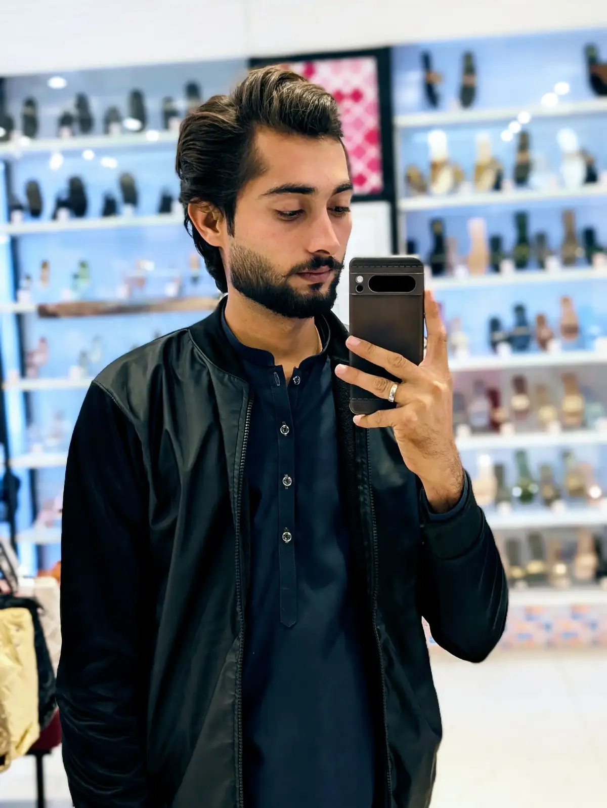 📍 Location: 1011🫰