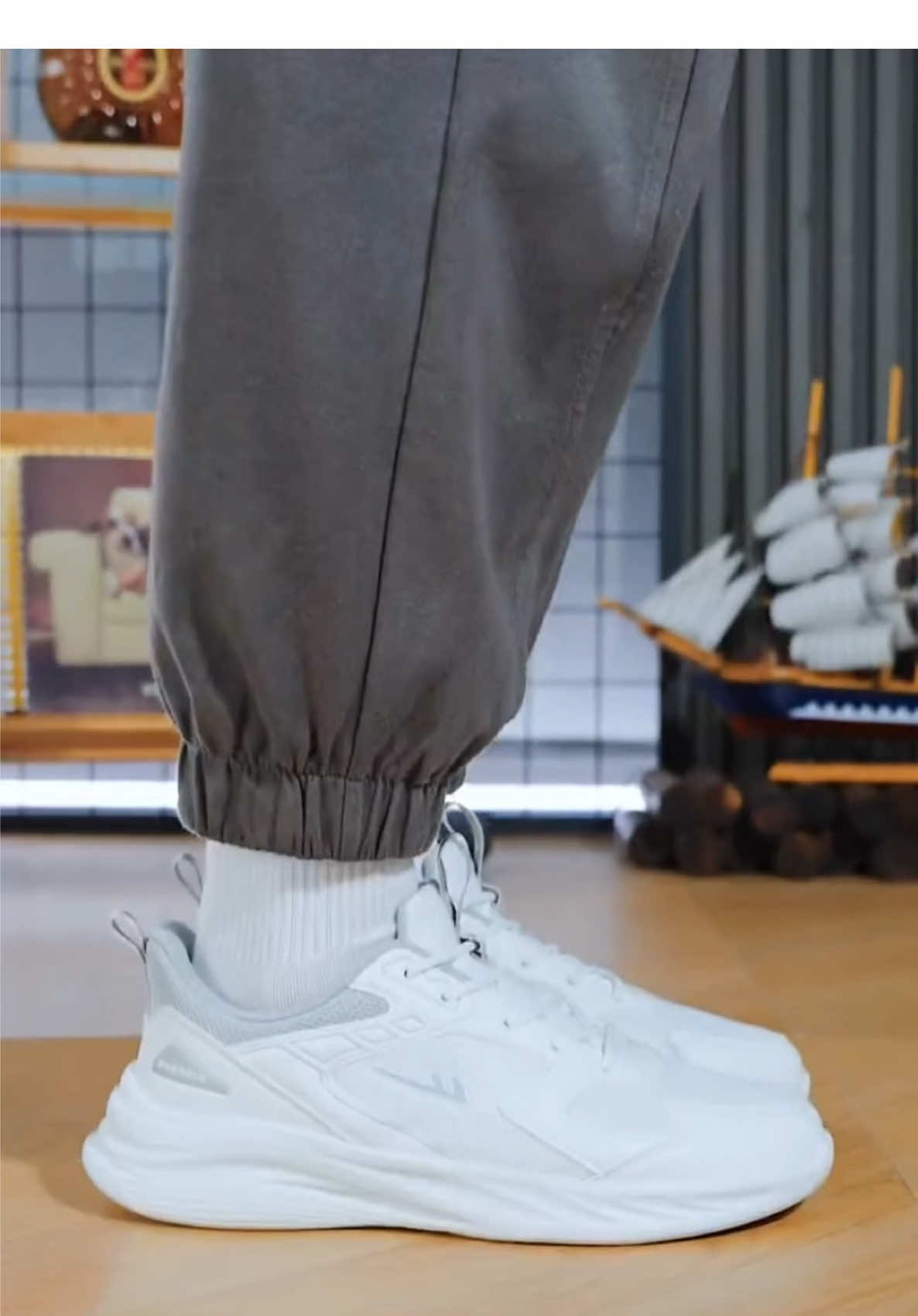 Giày thể thao chất lượng tới từ thương hiệu Warrior dành cho các ace #giaywarriorchinhhang #giaythethaonam #giaythethaonu #trending #hunterteam 