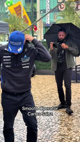 Carlitos Sainz 😍 😮‍💨 , Las Vegas Grand Prix Meet and greet the drivers, Williams Team #f1lasvegas #lasvegasgp #carlossainz #carlossainz55 #williamsf1 