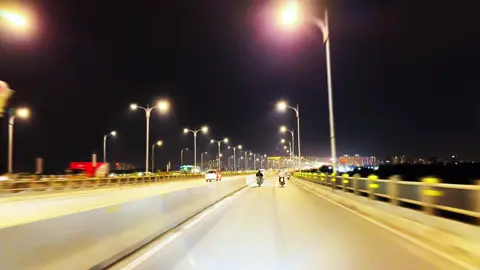 Màn đêm không tối, chỉ là yên lặng hơn để lòng mình lên tiếng… #phuot #canhdep #touring #langthangđườngphố #tamtrang 