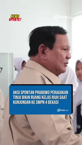 Suasana kunjungan Presiden Prabowo Subianto ke SMPN 4 Bekasi mendadak pecah oleh gelak tawa para siswa.  Dalam kunjungannya untuk melihat langsung penggunaan interactive flat panel (IFP) atau smartboard pada Senin (17/11/2025). Kegiatan yang awalnya berlangsung formal dan santai itu berubah menjadi momen ringan yang mencuri perhatian. Dalam sesi dialog bersama murid, Prabowo tampak akrab dan terbuka, sesekali melontarkan candaan khasnya. Para siswa berdiri berjajar menunggu giliran berbicara, hingga salah satu di antara mereka menyebutkan bahwa dirinya memiliki hobi olahraga tinju. Pernyataan sederhana itu sontak disambut spontan oleh Prabowo. Tanpa pikir panjang, ia langsung mengangkat kedua tangannya dan memperagakan pose tinju layaknya petinju profesional. Aksi itu membuat para siswa tertawa dan momen spontan tersebut menjadi salah satu sorotan dalam kunjungan Prabowo ke sekolah tersebut. (Apr)