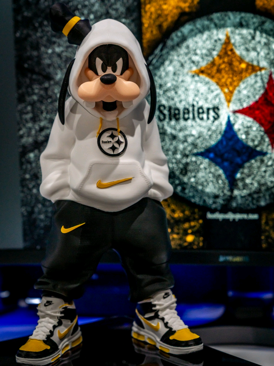 Black 🖤 & Yellow 💛 Urban Vibes Special Print for @lscott158 Design 🧩: @Shad1n03dmakr Print & Assembly 🖨️🔧: Yours Truly Printer 🖨️: @BAMBULAB Official P1S #3dprinting #pittsburghsteelers #goofy #bambulab #collectibletoys 
