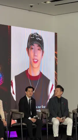 อดใจไม่ไหวอยากเจอพี่มาร์ค 💖🤏🏼 #MarkTuan #MarkTuanxICONSIAM @marktuan #AmazingThailandCountdown2026 #CountdownatICONSIAM #เคานต์ดาวน์ที่ไอคอนสยาม 