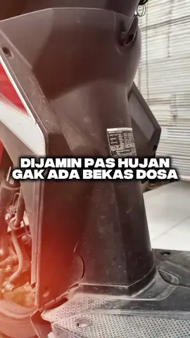 Lindungi Investasi Berharga Anda (Mobil/Motor) dengan Perlindungan Maksimal! Kendaraan Anda sering terpapar sinar matahari, hujan, dan kotoran jalanan yang merusak cat? Produk kami hadir sebagai solusi cerdas untuk menjaga ketahanan bodi kendaraan Anda. Dilengkapi dengan UV Protector, lapisan instan ini menciptakan perisai kuat yang melindungi cat dari kusam akibat paparan sinar matahari dan mencegah timbulnya jamur atau kerak. Jangan biarkan cat kendaraan Anda memudar, berikan perlindungan terbaik hari ini juga!#pengkilapmobil #viral #SolusiAutocare #PerawatanMobil #fyppppppppppppppppppppppp 