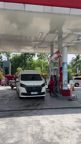 Ready For Rent  Hiace Premio  • 14 Seat (Rimba Kencana) • ⁠Reclining Seat • ⁠Smart TV • ⁠Audio Karaoke • ⁠USB Charger Type B • ⁠Safety Belt • ⁠Palu Pemecah Kaca • ⁠P3K WhatsApp & Call • 085875398618 Official Social Media  • Instagram : @hiacejatinom • TikTok : @hiacejatinom #rentalmobilklaten #sewahiaceklaten  #sewahiacejogja #sewahiacesolo #sewaelfklaten 