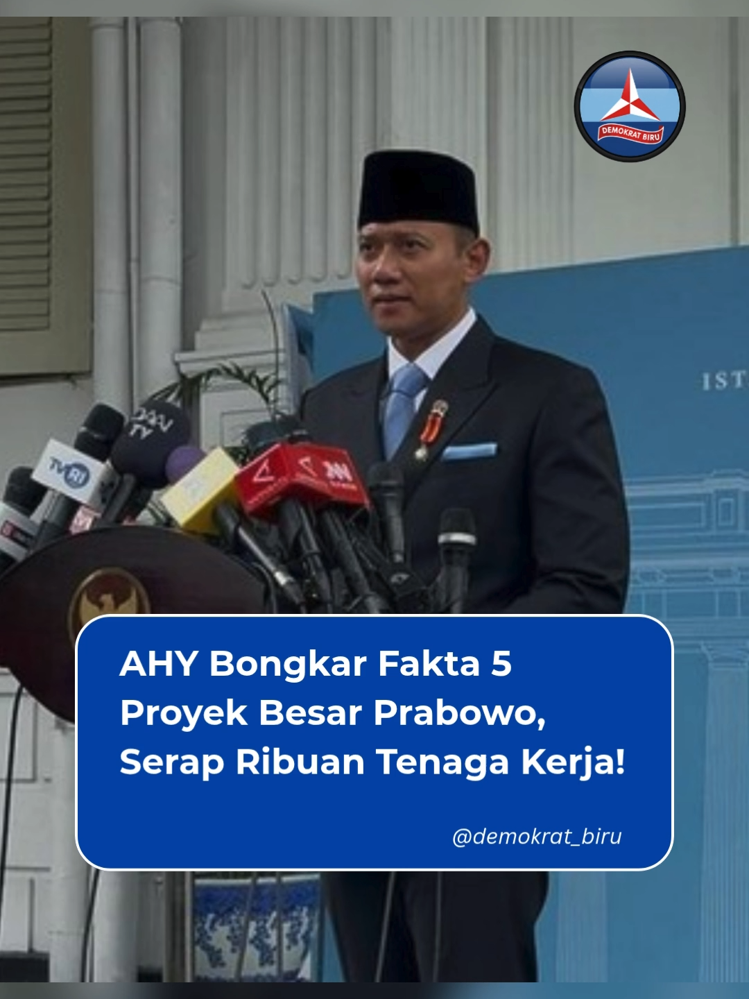 Agus Harimurti Yudhoyono (AHY), selaku Menko Infrastruktur dan Pembangunan Kewilayahan, mengungkap bahwa lima proyek infrastruktur yang secara simbolis diresmikan oleh Prabowo Subianto di DIY, Kalimantan Barat, Jawa Tengah dan Sumatera Utara telah menyerap tenaga kerja puluhan ribu orang. Proyek tersebut meliputi jembatan, underpass dan flyover yang dibiayai melalui APBN oleh Kementerian Pekerjaan Umum dan Perumahan Rakyat.  Ia menyebut bahwa total penyerapan tenaga kerja mencapai 10.461 orang, dengan rincian: jembatan di Kabanaran (4.578 orang), jembatan Sambas Besar (2.543 orang), underpass Joglo (1.658 orang), underpass Gatot Subroto (1.154 orang), dan flyover Canguk (528 orang). Proyek ini habiskan anggaran Rp 1,94 triliun. #fyp #trending #foryourepage #fypシ゚ #viral #partaidemokrat #beritahariini #beritaviral #ahy #prabowo