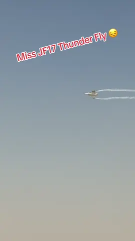 “Just to clarify—‘aerobatic’ means the flying performance. I never said this aircraft is a JF-17.” #Dubaisirshow #thunder is on display not in sky 🌌😔 #foryoupage❤️❤️ #fypシ゚viral #fypシ゚ @PTI OFFICIAL @Imran Khan Official 