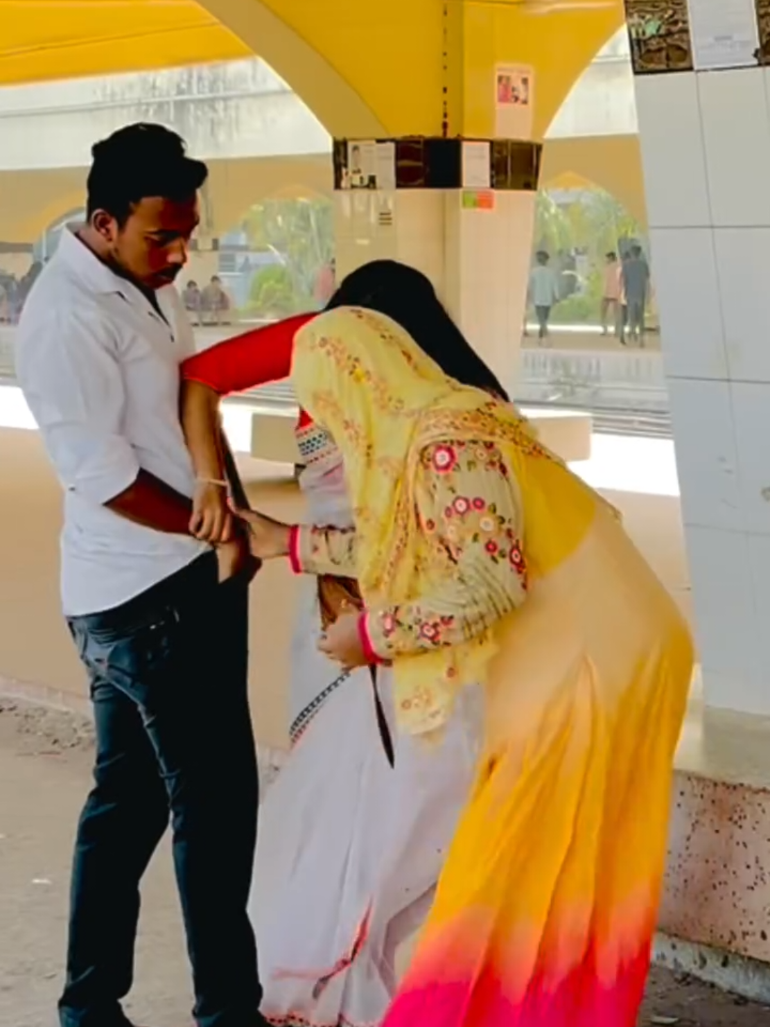 মনে করেছি মোবাইল নিয়ে গেছে#funny #lokmanbepari35 #foryoupageofficiall #bdtiktokofficial🇧🇩 