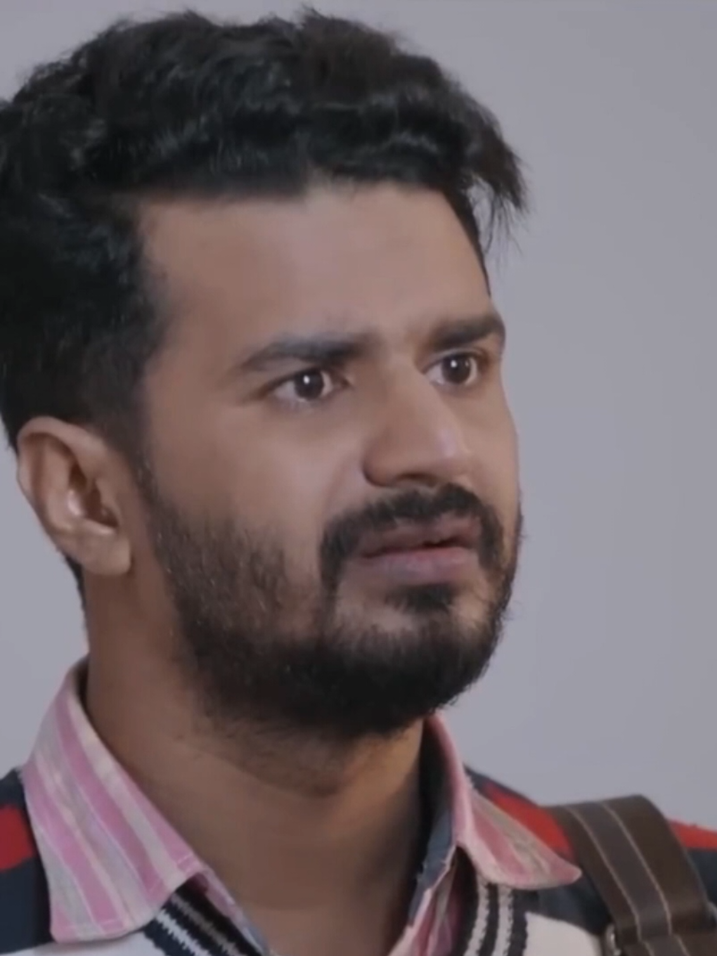 গ্রামের ছেলে যখন প্রথম শহরে আসে 😭#emotionalvideo #sadnatok #banglanatok #natokclips 