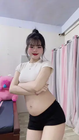 🤰🏻bầu đu lại trend cũ 🤪🍉 #phuongthao #xuhuong 
