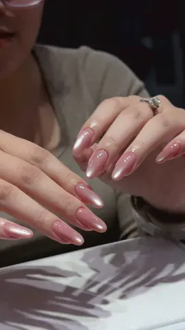 Sơn trơn thui đã thấy xinh rồi ý😍 #matmeoanhtrang #nails#xuhuong #mongthat #maunaildep 