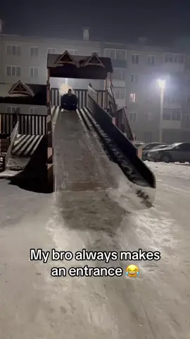 So smooth 🗣️ @A New Untold Story (🎥:_bighanter_/ig) 