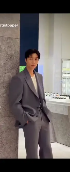 eh ada yg ganteng 😍😍😍  #dedekjaehyun #nct127 #johnnysuh 