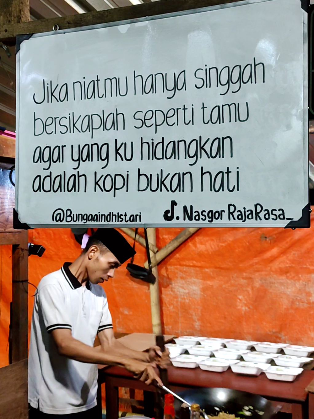 @panggilsajabungaa3  #quotes #nasgorrajarasa #masukberanda #fyp #jowostory 