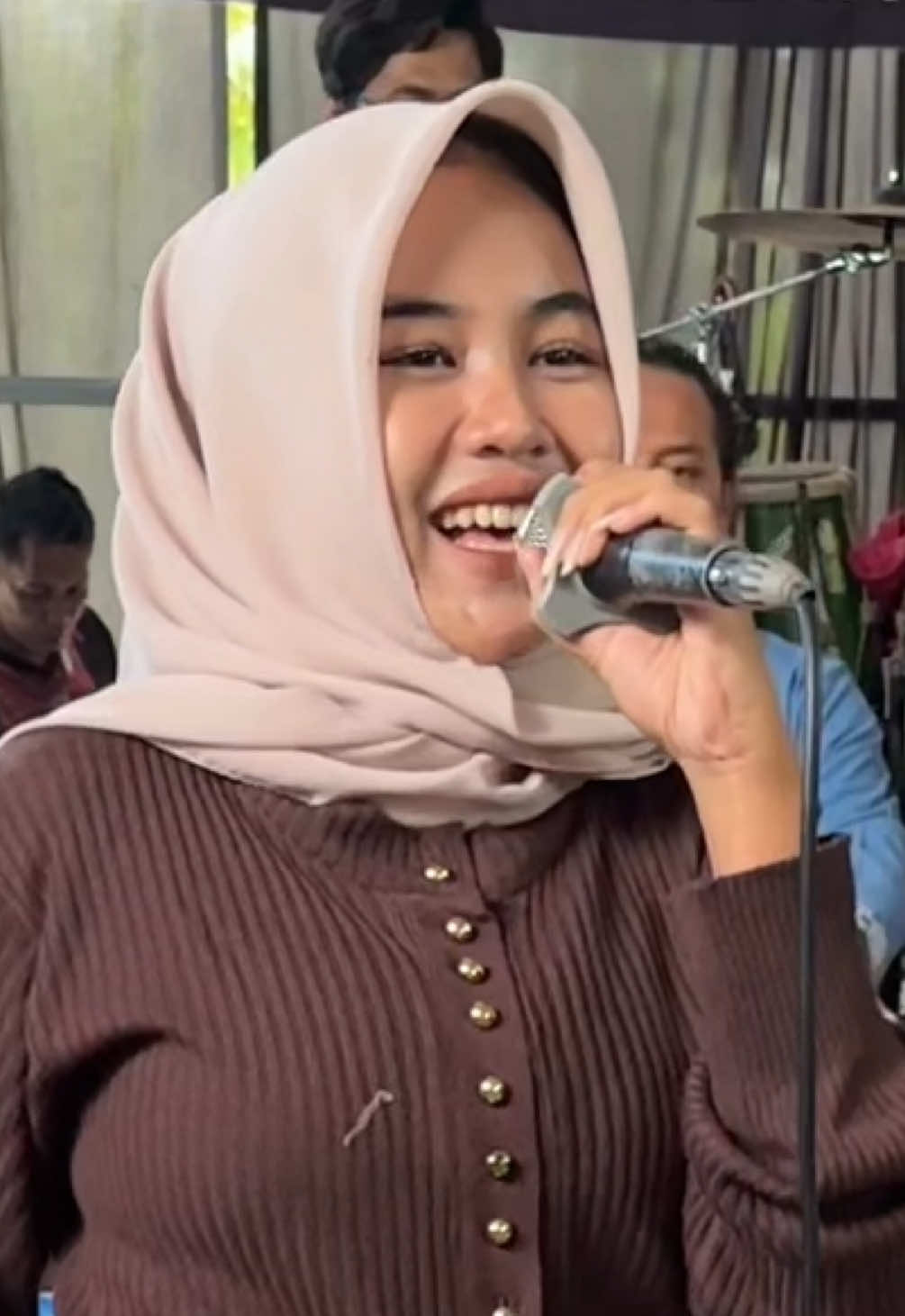 Sabar | mbak’’ berjilbab putih bersuara merdu #admajamusic #campursari #sragen24jam #berandatiktok #dangdut @Doraemon🤡 @Agus winar @Ardian bass2012 @Bogang (ADMAJA MUSIC) @AdjieWinsa @ALDRIAN PRASETYO @aditjaya pictures @mas'geotreex @ardilead86 