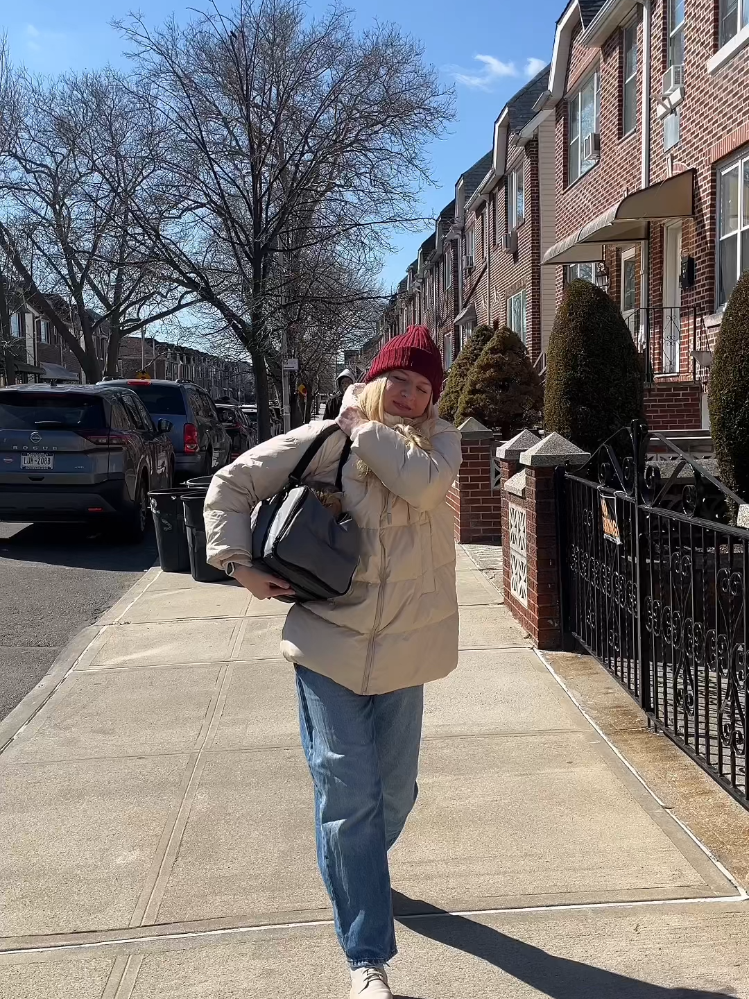 Travel feels easier when your cat is this calm 🐱✨ #CatCarSeat #CatTravel #PetTravel