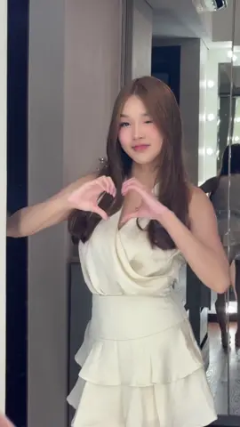 Beberapa cerita memang cuma cantik kalau tinggal di masa lalu. 😗