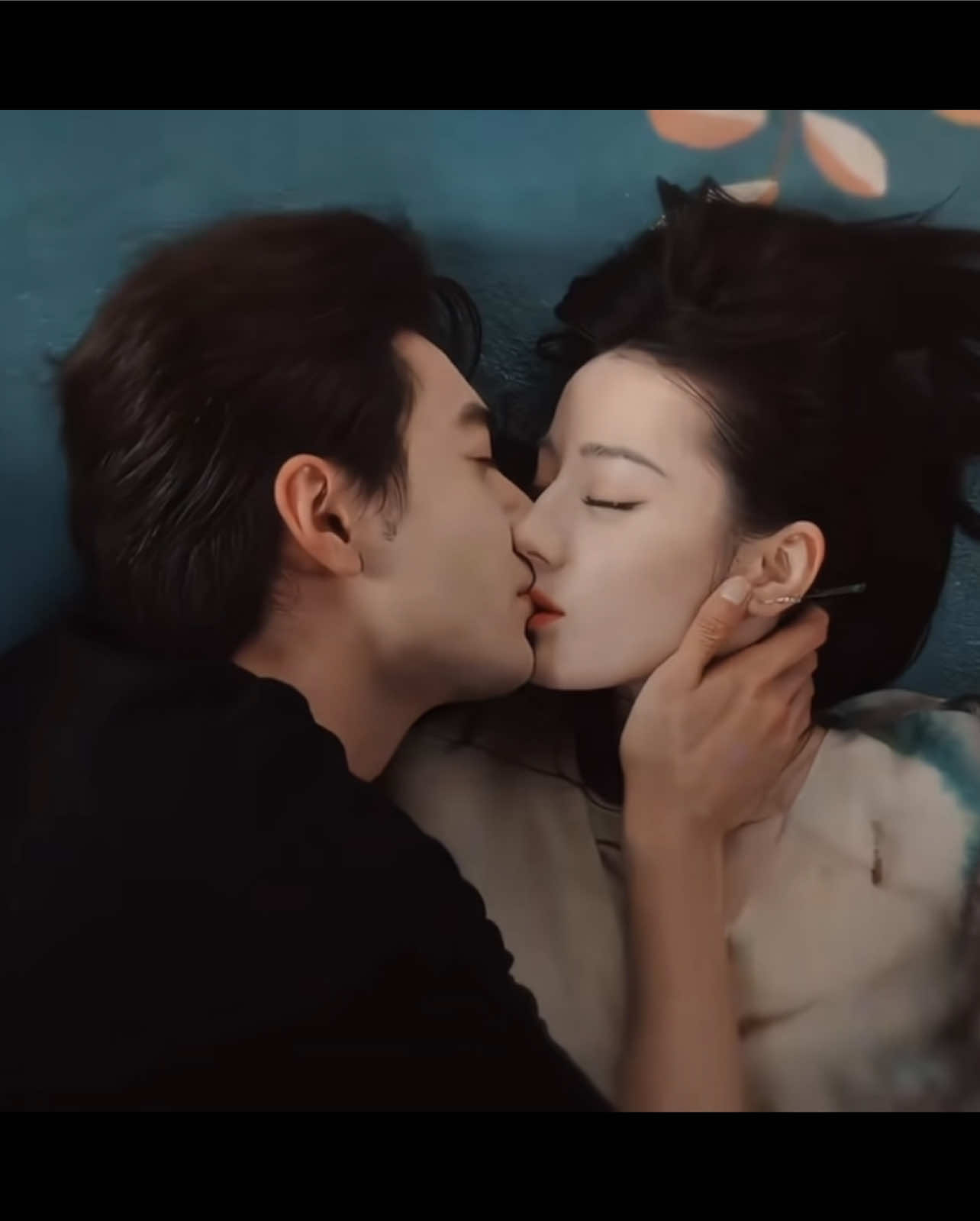 Họ có thể đánh nhau như thế này sao, đúng là không lãng phí thanh xuân mà, vừa đánh vừa ôm eo tuyệt đấy, phim này độ ngọt được tính bằng giây thiệt rồi, cảm xúc mãnh liệt, xung đột mạnh mẽ và phiêu lưu kỳ thú 🤭... #TrầnTinhHúc #TranTinhHuc #ChenXingXu #ViêmThác #Kiêukhởithanhnhưỡng 