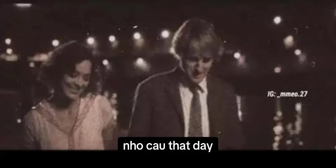 Tình yêu không phải là những lời hứa hẹn ngọt ngào trong phút dây say đắm, mà là sự kiên nhẫn, và bao dung trong những ngày giông bão. Yêu không phải lúc nào cũng là những cãi nắm tay hay những ánh mắt đắm say, mà là khi cả hai lựa chọn ở lại, cùng nhau vượt qua những ngày không hoàn hảo. thế giới có thể rộng lớn và nhiều lựa chọn, nhưng chỉ khi ta yêu thật lòng yêu một người, thì chỉ cần một ánh mắt, một nụ cười, cũng đủ làm cả vũ trụ ngoài kia chở nên thừa thãi.Tình yêu đẹp không phải là tình yêu khiến ta choáng ngợp, mà là tình yêu khiến ta bình yên.