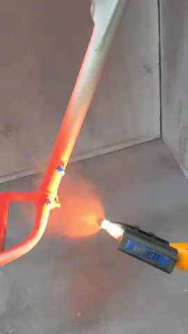 Turnin and burning today with illusion red, cream soda blue, all covered in clear vision🫠 #palmerspowders  #prismaticpowders  #coatingsbycoates  #hightempmaskingsupply  #lumaiii  #custompowdercoating 