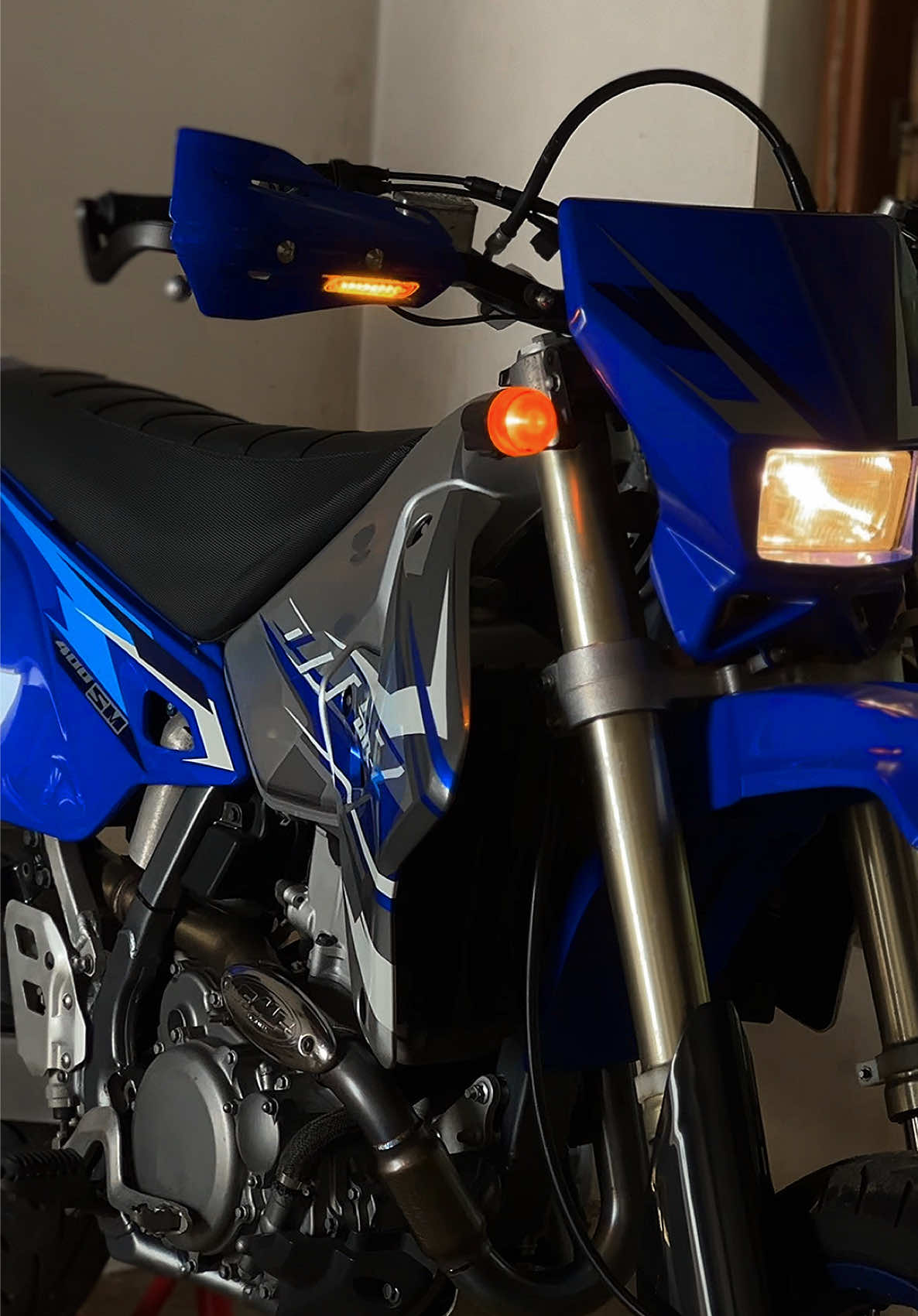 හිදින්නෙ බලා නුබේ ඔය,  රුව මාගෙ නිසා... 🥺💙