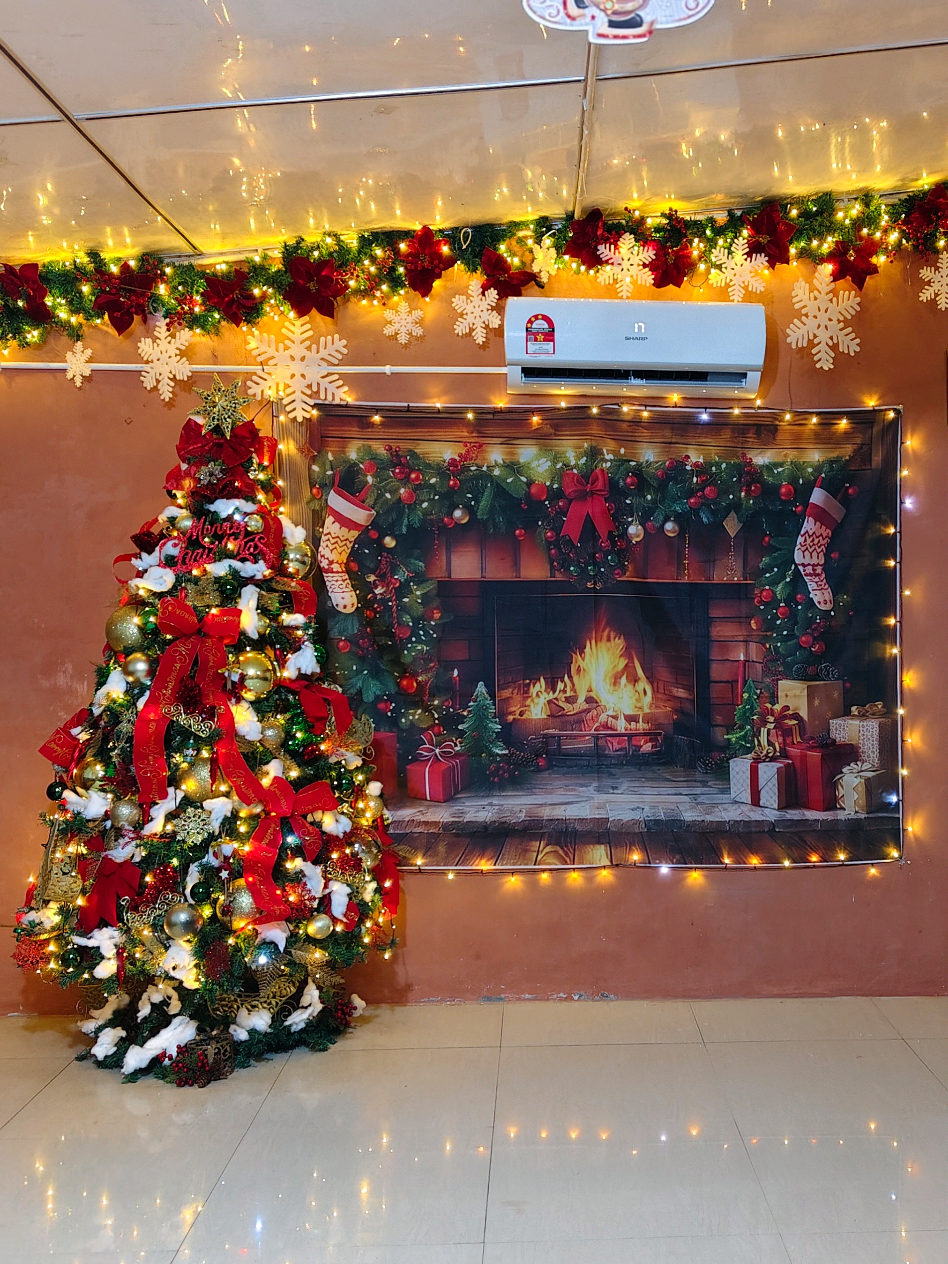 CHRISTMAS TRADITIONAL DECOR 2025✨🎄🎅🏻#christmasdecor2025 #foryoupage #fyp #christmas2025 #greengalleryrhplaza 