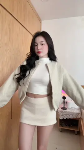 Màu này trắng da qua #xuhuong #Outfit #review 