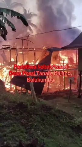 Peristiwa ini terjadi sekira pukul 5.30 Wita. Semoga pemilik rumah diberi ketabahan. #viralbulukumba #peristiwa #bulukumba #viral 