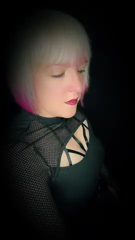 Es muss immer weitergehen, egal wie 🙃 Icv wünsche euch Herzis💕 einen wunderschönen Tag 🌹 Passt gut auf euch auf und bleibt schön gesund 🥰 #dankefüralles #aufzurarbeit #showmustgoon #ihrseiddiebesten #duettvorlage 