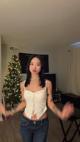 bra tag spotted 🙄 #foryoupage #foryou #fyp 