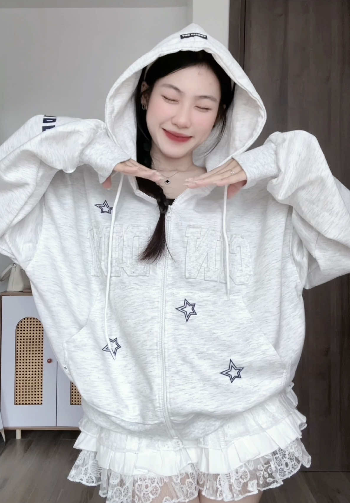 Hoodie zip màu quá keo lun, chất đẹp đin lun óooo #outfitideas #xuhuong #homnaymacgi #thaolendo #fyp 