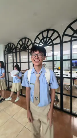 Itu #sepatu siapa si Yg belakang sm yg penasaran