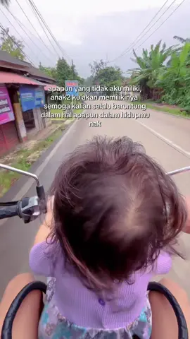 semoga kelak dewasa kalian menjadi orang sukses yah nak🤗 maaf jika ayah banyak kurang nya untuk membahagiakan kalian😢🤗😘#fypage #tetehzahra #putrikecilku🥰 