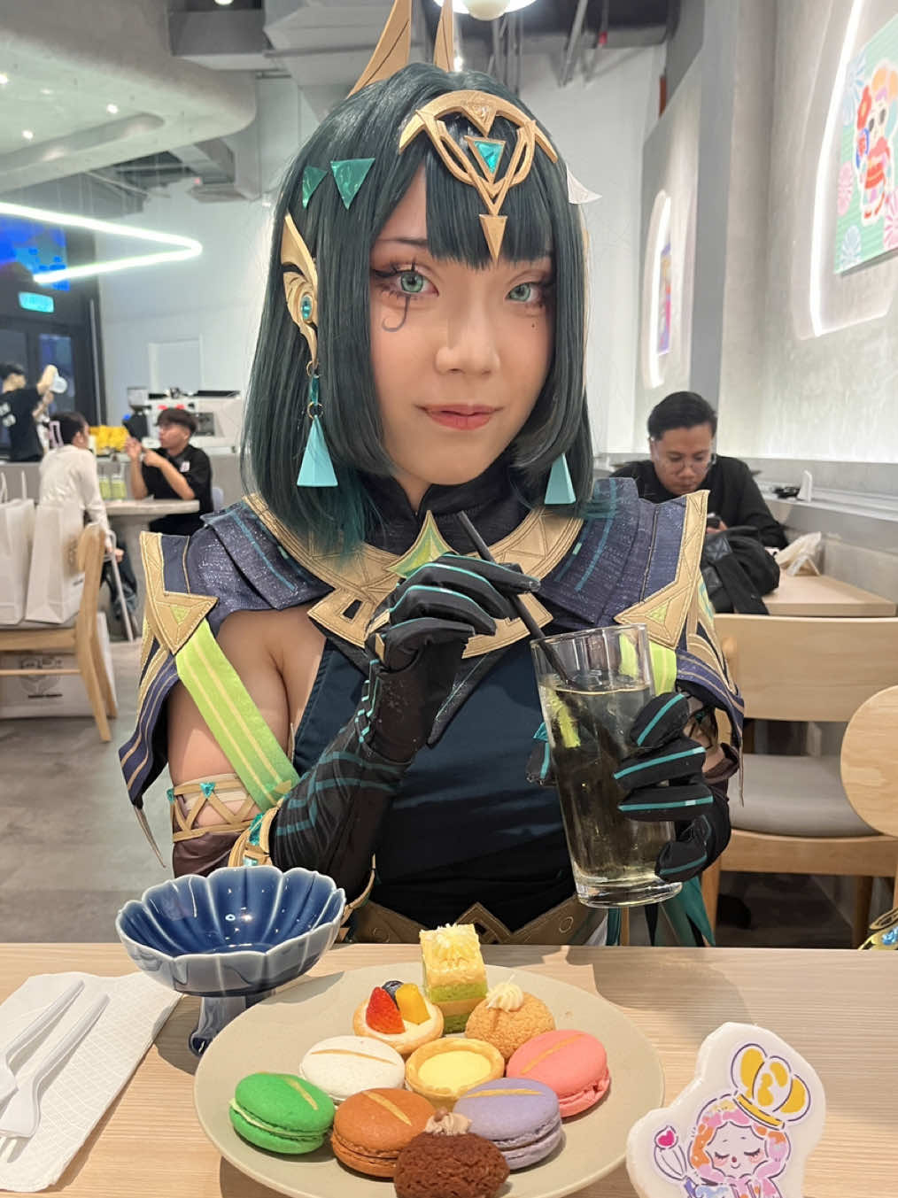 I know I'll spend my paycheck here every month~  #acgbasecreatormarket #acgbase2025 #lalaport #nefercosplay #GenshinImpact  