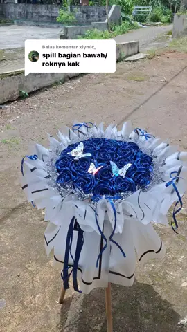 Membalas @xlymic_ Buket bunga pita satin glitter 20 tangkai kriwil jumbo #buketpitasatin #buketkalibaru #buketterdekat #buketbanyuwangi #buketbunga 